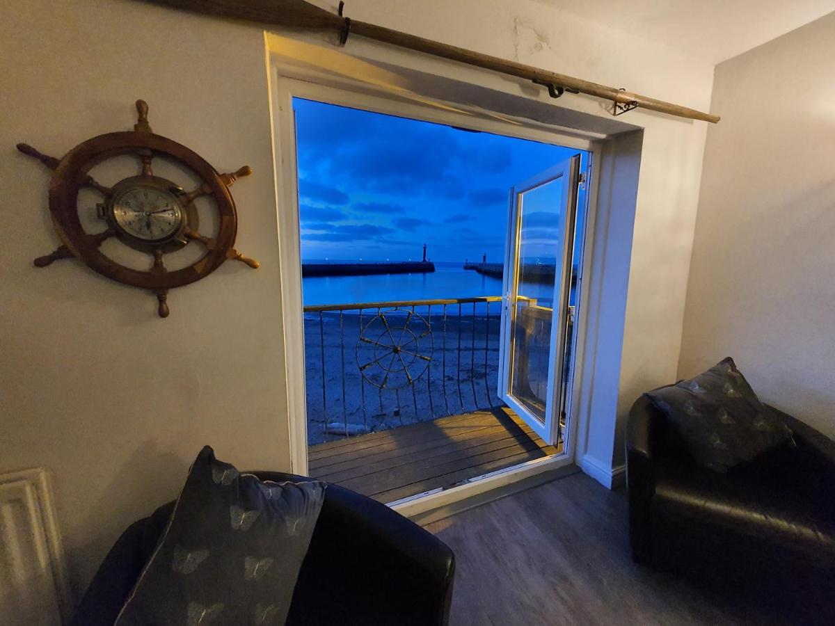 Holiday home Beachfront *